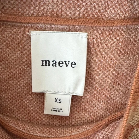 Maeve Brown Checkered Sweater with Pink Heart from Anthropologie - Picture 2 of 10